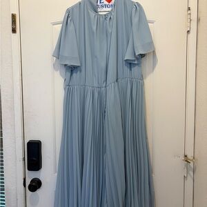 Ivy City Co Light Blue Midi Dress